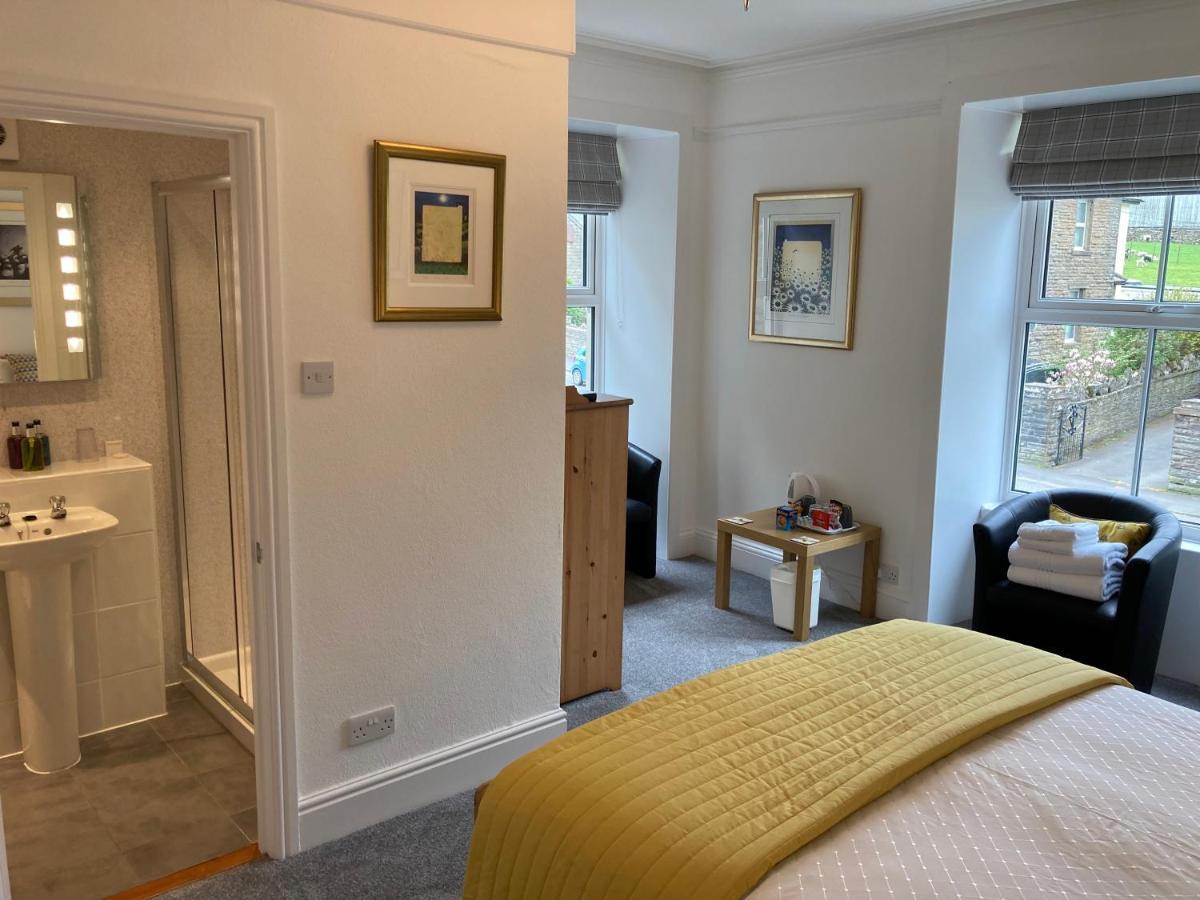 Ebor House Bed and Breakfast Hawes Exteriör bild